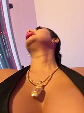 kiim taaylor online show from March 14, 11:34 am