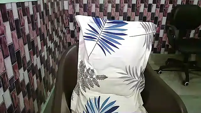 N-Natasha online show from September 21, 9:33 am