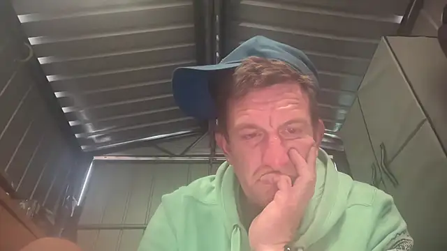 Snapshot of nakud4u chatting on December 27, 12:29 am nakud4u online show from December 27, 12:29 am