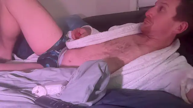 Snapshot of nakud4u chatting on November 3, 5:14 pm nakud4u online show from November 3, 5:14 pm