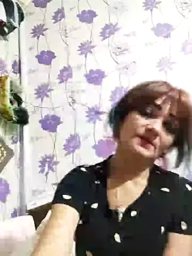 SweetLeila40 online show from December 30, 4:29 pm