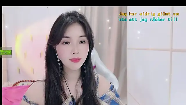 HK angelchloe online show from October 31, 1:45 pm