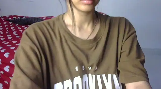 Snapshot of sexysilk1 chatting on February 25, 6:53 pm sexysilk1 online show from February 25, 6:53 pm