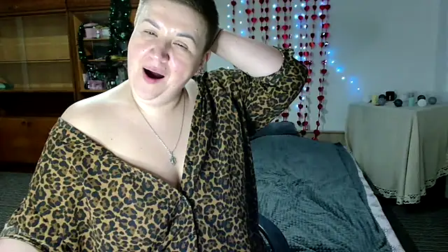 Annet1912 online show from February 10, 9:15 pm