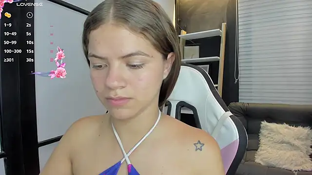 PaigeJayden online show from January 17, 8:22 pm