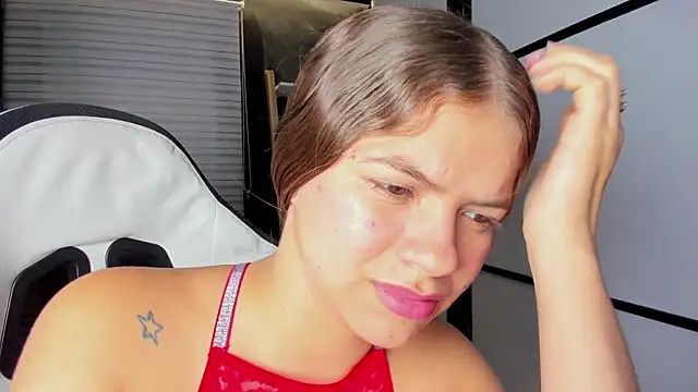 PaigeJayden online show from February 12, 2:35 am