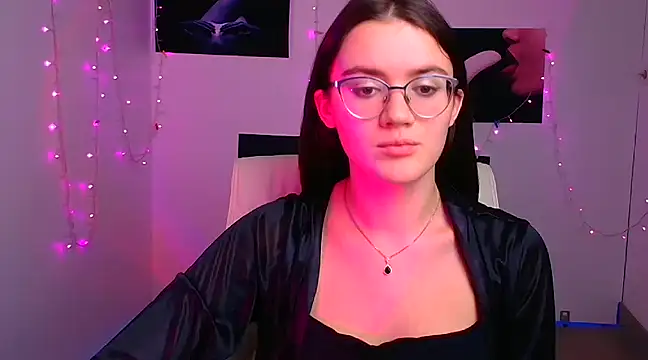 Josephine jo online show from December 6, 10:05 am