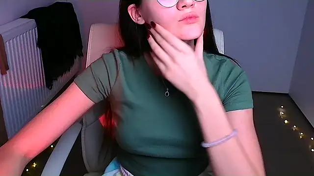 Josephine jo online show from December 21, 4:30 am