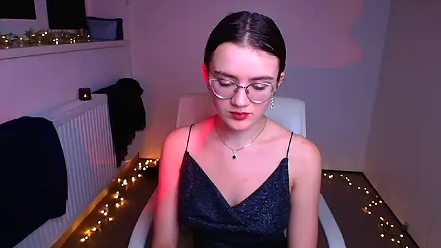 Josephine jo online show from December 30, 7:42 pm