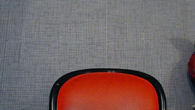 Snapshot of LusstCruella chatting on March 8, 4:39 pm LusstCruella online show from March 8, 4:39 pm