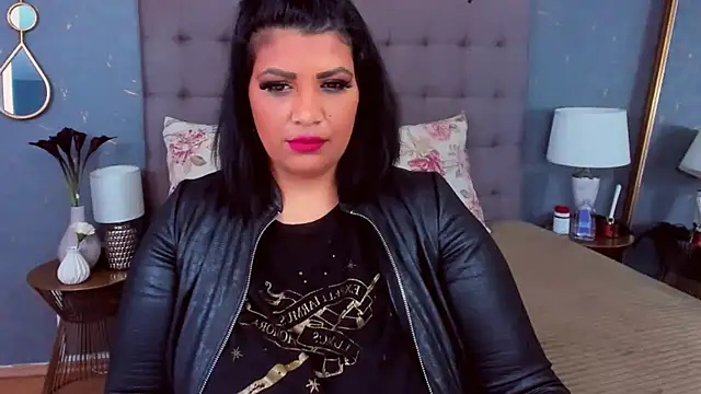 AmyCubes online show from February 9, 11:36 am