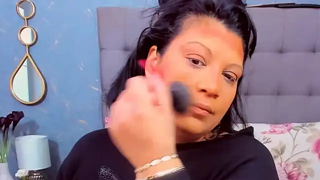 AmyCubes online show from February 12, 4:33 am