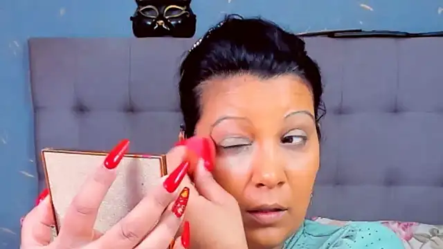 AmyCubes online show from February 15, 5:19 am