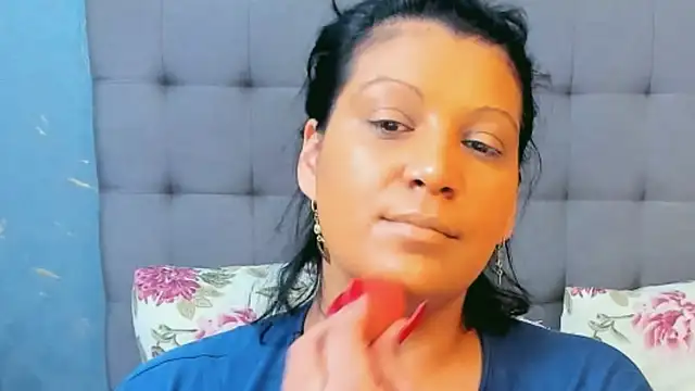 AmyCubes online show from February 22, 8:31 pm