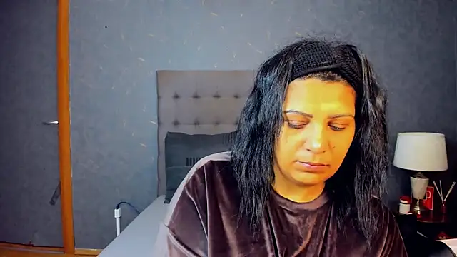 AmyCubes online show from October 22, 4:02 am