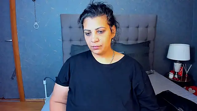 AmyCubes online show from October 25, 3:25 am