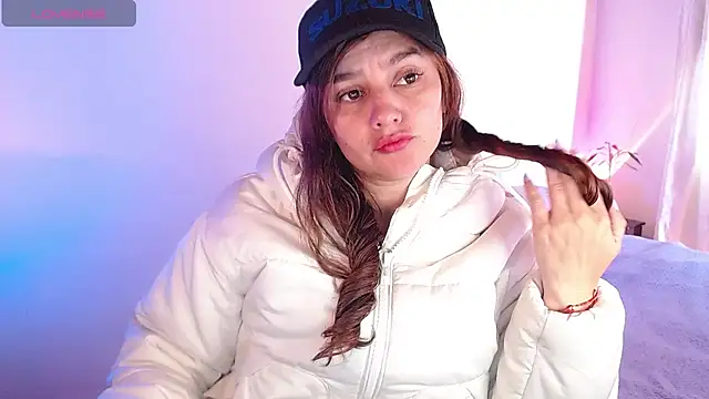 Lu perez online show from January 18, 1:51 pm