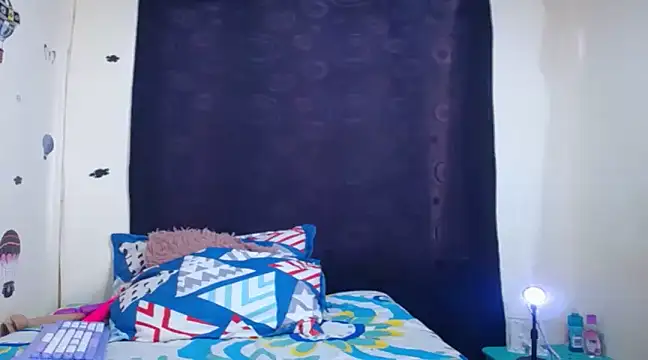 katty ebonny online show from December 6, 9:35 pm