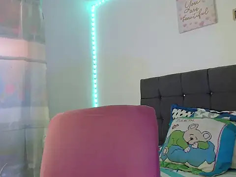 katty ebonny online show from November 13, 8:08 pm