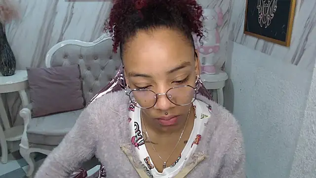 Violeth b online show from February 20, 12:47 pm