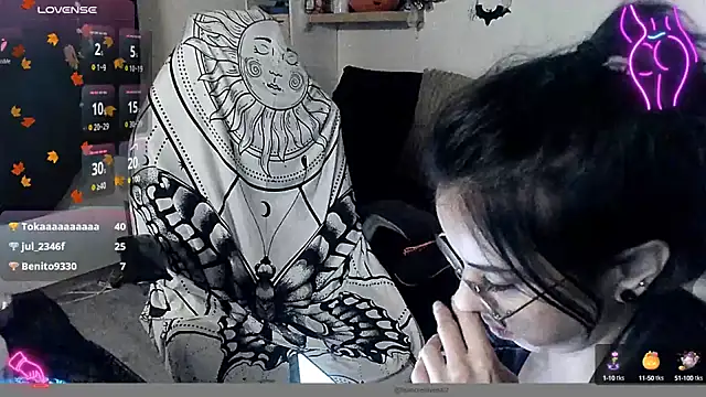 LisandreLaVenale online show from December 5, 2:20 am