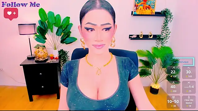 Snapshot of TwittyGirL9inch_exotic chatting on October 26, 6:03 pm TwittyGirL9inch exotic online show from October 26, 6:03 pm