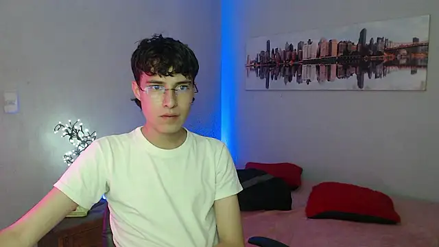 Jeam hot online show from December 4, 9:13 pm