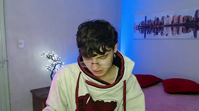 Jeam hot online show from December 7, 8:38 pm