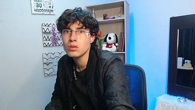 Jeam hot online show from January 30, 8:31 pm