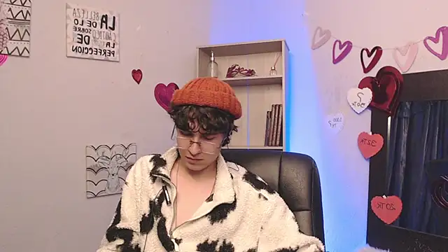 Jeam hot online show from March 4, 11:54 pm