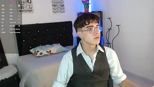 Jeam hot online show from October 2, 9:55 pm