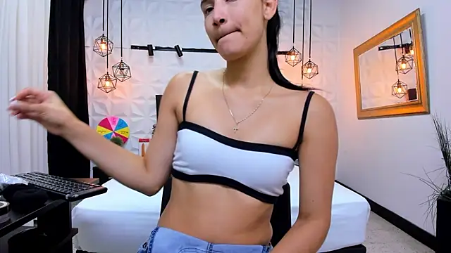 Alison Wiley online show from March 12, 11:53 am