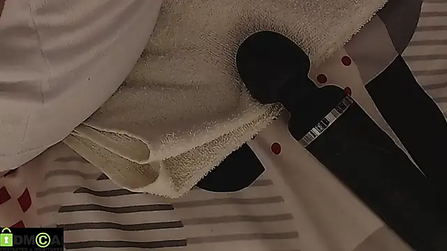 mikellwilliams10 online show from December 19, 12:45 pm