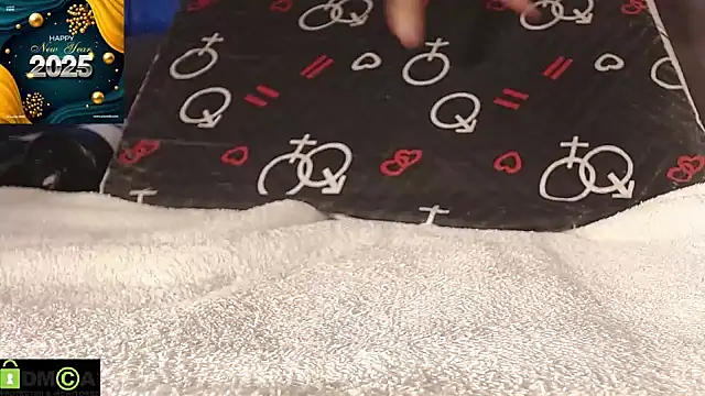 mikellwilliams10 online show from December 31, 12:15 pm