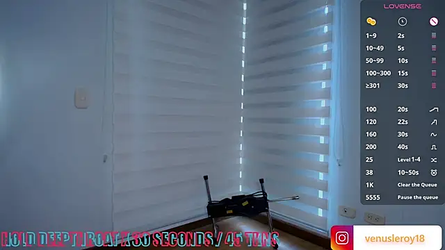 Snapshot of venusleroy_ chatting on February 5, 10:12 pm venusleroy online show from February 5, 10:12 pm