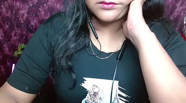 Snapshot of Naughty_Ayesha1 chatting on December 28, 3:37 pm Naughty Ayesha1 online show from December 28, 3:37 pm