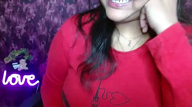 Snapshot of Naughty_Ayesha1 chatting on January 17, 6:15 am Naughty Ayesha1 online show from January 17, 6:15 am