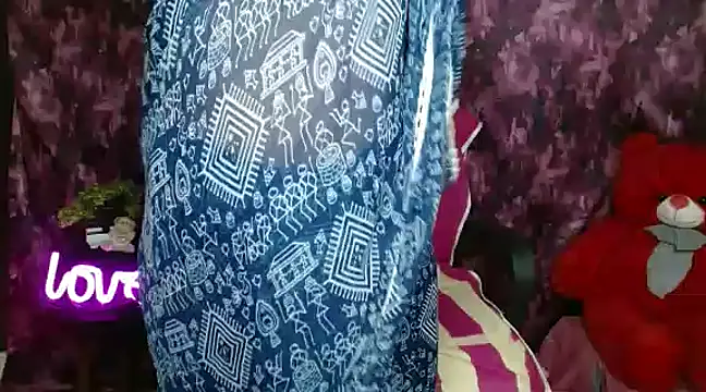 Snapshot of Naughty_Ayesha1 chatting on January 23, 3:26 am Naughty Ayesha1 online show from January 23, 3:26 am