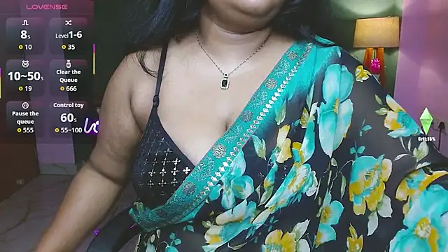 Snapshot of Naughty_Ayesha1 chatting on November 21, 12:21 am Naughty Ayesha1 online show from November 21, 12:21 am