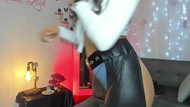 Alaia Love77 online show from March 11, 9:37 pm