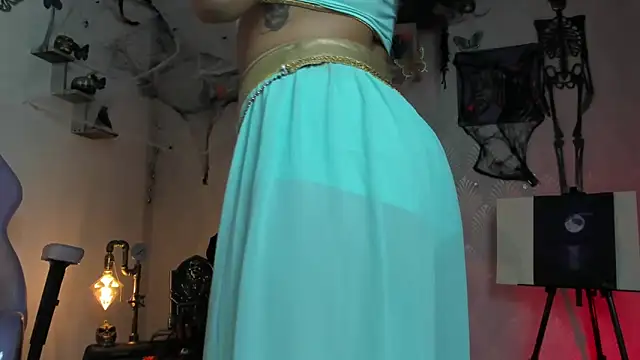 Alaia Love77 online show from October 18, 11:05 pm