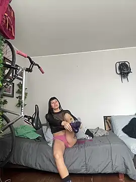 EemaHaruki online show from February 24, 5:20 pm