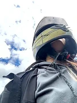 EemaHaruki online show from October 2, 7:32 pm