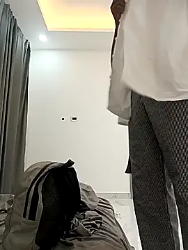 Snapshot of Elchicomiel chatting on December 3, 9:44 am Elchicomiel online show from December 3, 9:44 am