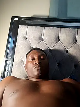 Snapshot of Elchicomiel chatting on January 4, 2:03 am Elchicomiel online show from January 4, 2:03 am