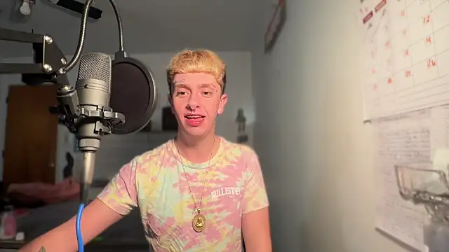 Snapshot of twentywithafelonyy chatting on January 30, 5:09 am twentywithafelonyy online show from January 30, 5:09 am