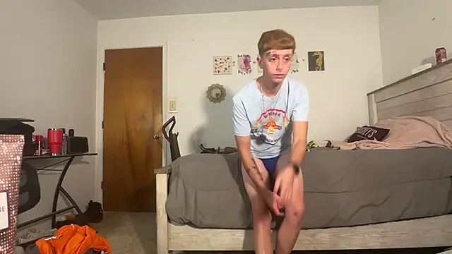 Snapshot of twentywithafelonyy chatting on November 6, 4:13 am twentywithafelonyy online show from November 6, 4:13 am