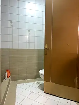 Snapshot of Layla-daloua chatting on November 26, 1:50 am Layla-daloua online show from November 26, 1:50 am