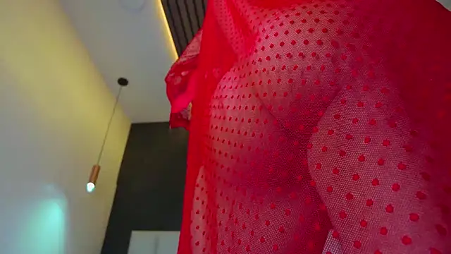 Snapshot of ParisFox_ chatting on February 12, 10:37 pm ParisFox online show from February 12, 10:37 pm