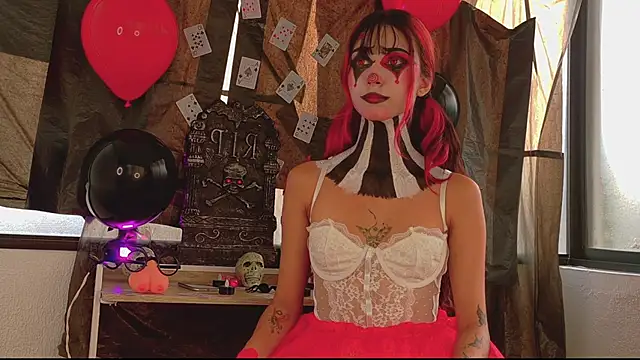 Snapshot of ParisFox_ chatting on November 1, 8:55 pm ParisFox online show from November 1, 8:55 pm